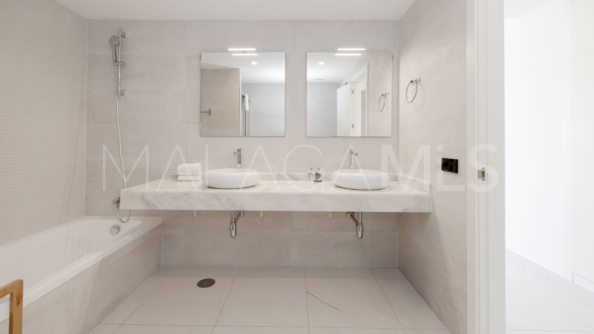 Lägenhet for sale in Estepona