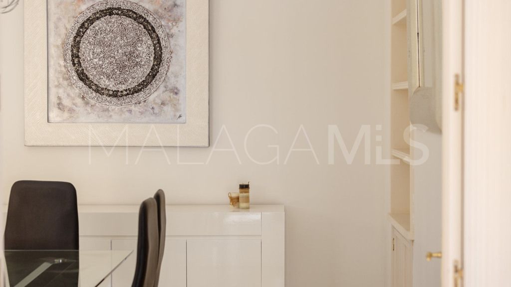 Buy chalet de 6 bedrooms in Casasola