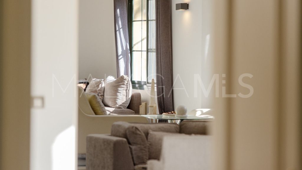 Buy chalet de 6 bedrooms in Casasola