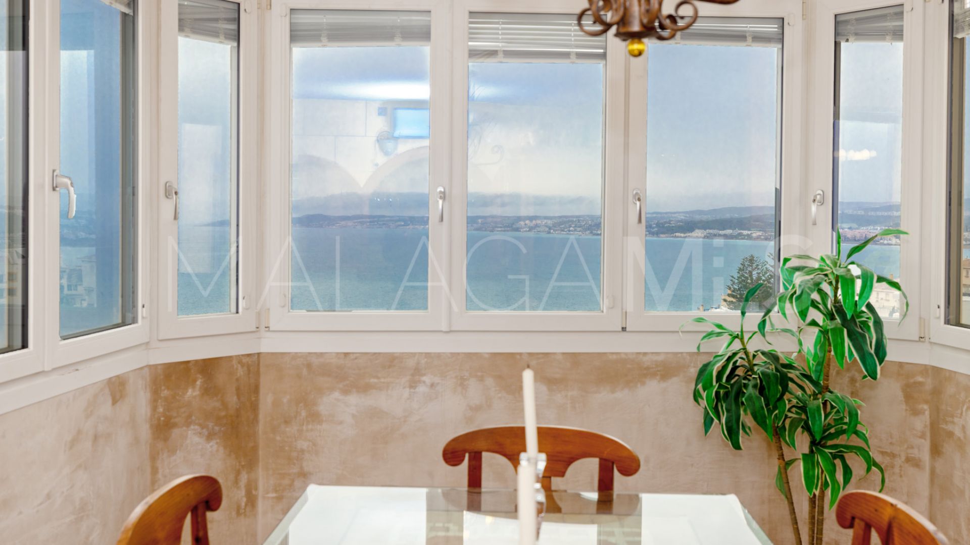 Wohnung for sale in Seghers