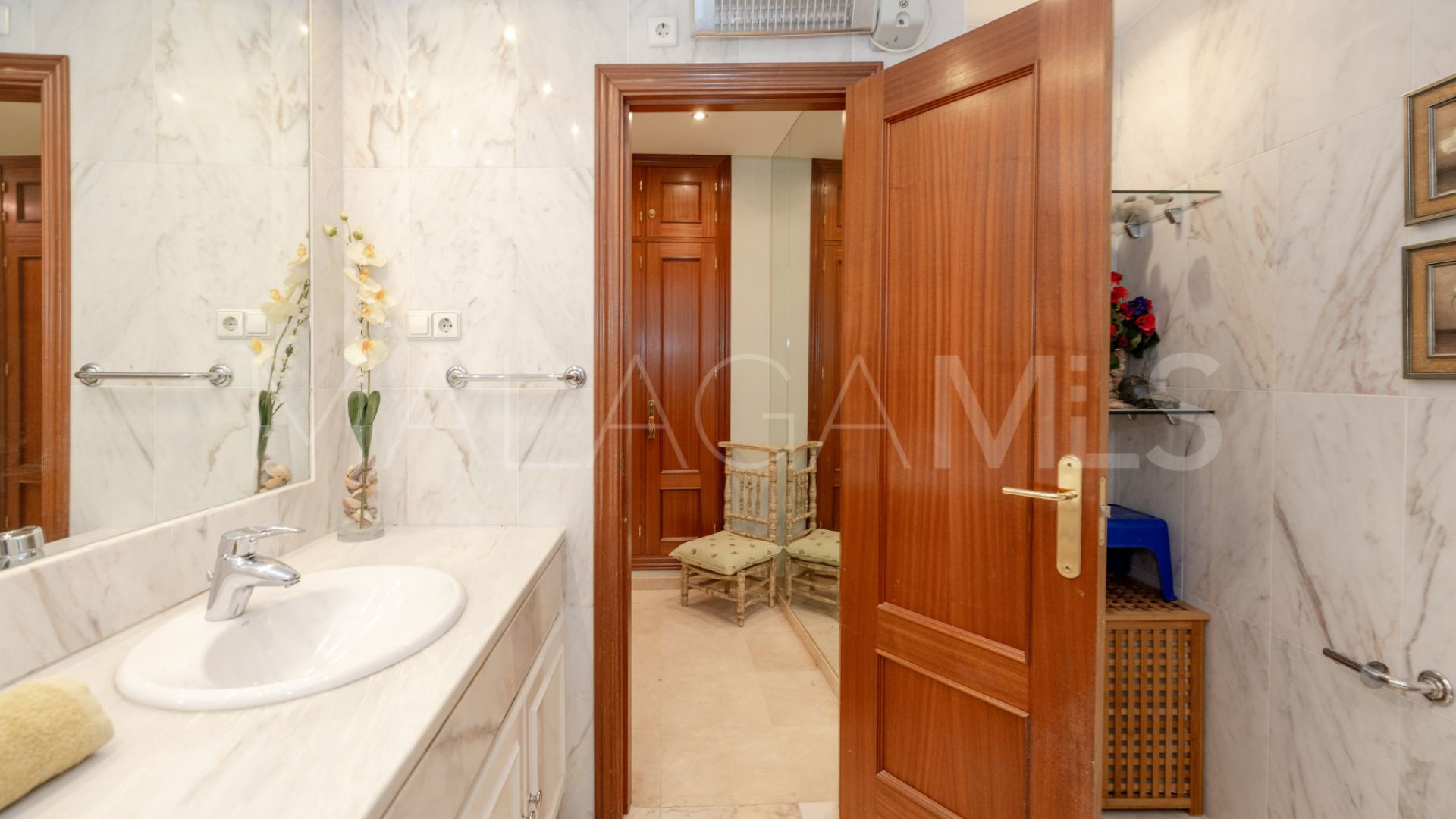 Wohnung for sale in Seghers