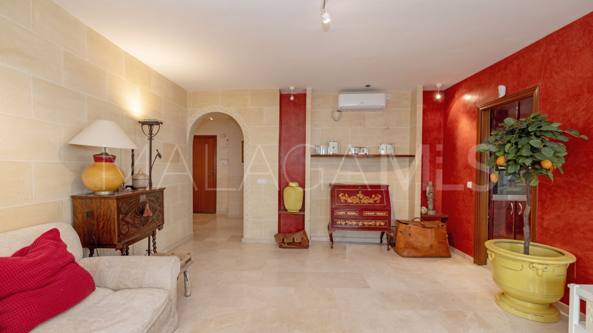 Wohnung for sale in Seghers