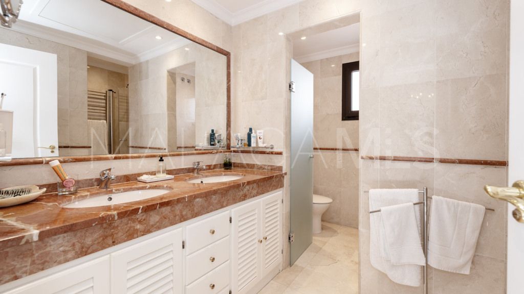 Lägenhet for sale in New Golden Mile