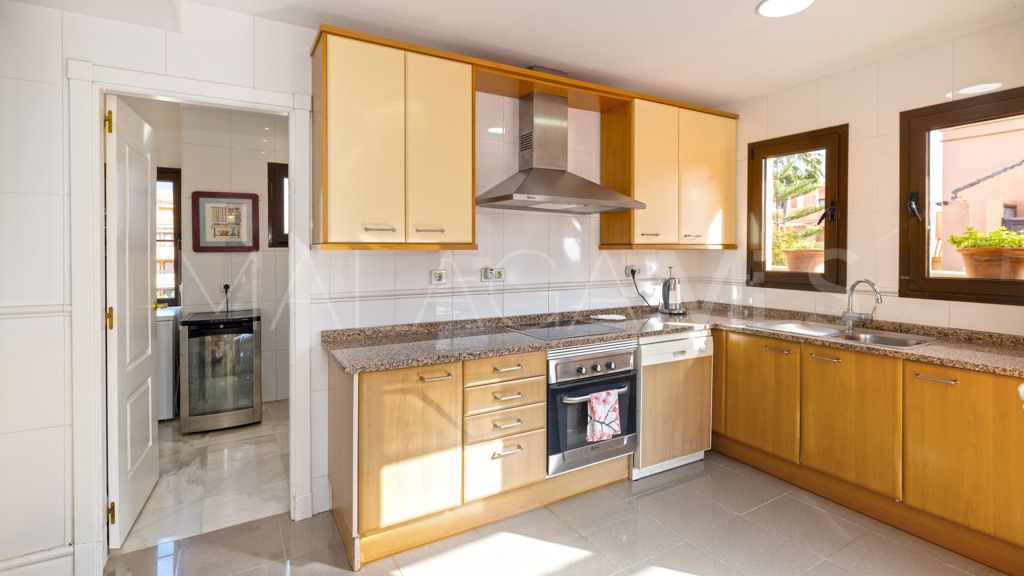 Lägenhet for sale in New Golden Mile