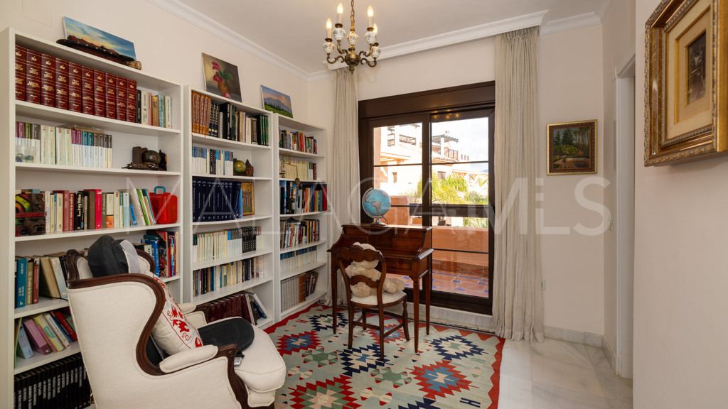 Lägenhet for sale in New Golden Mile