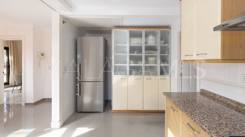 Lägenhet for sale in New Golden Mile