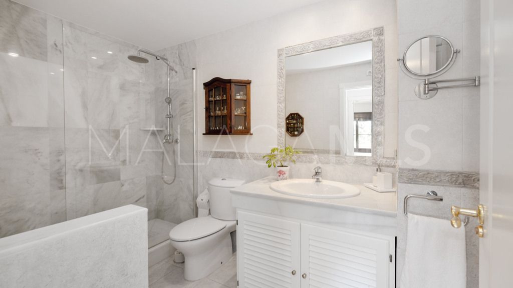 Lägenhet for sale in New Golden Mile