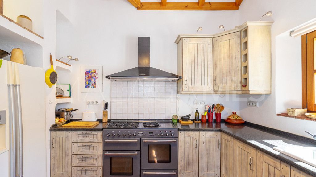 Chalet for sale in Casares