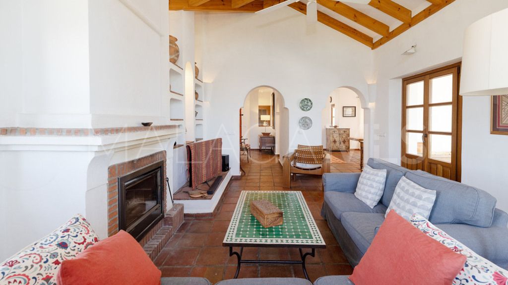 Chalet for sale in Casares