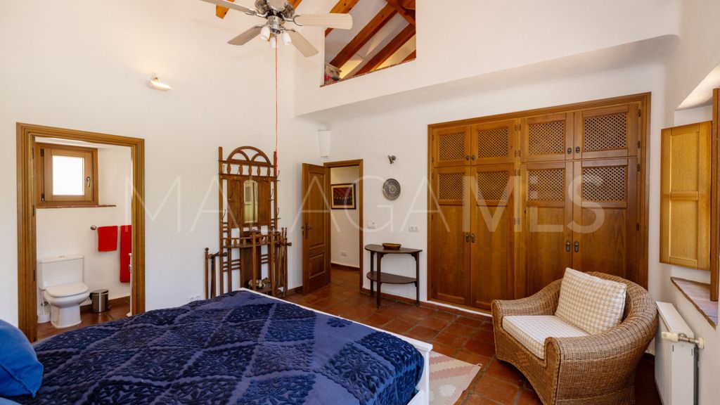 Chalet for sale in Casares