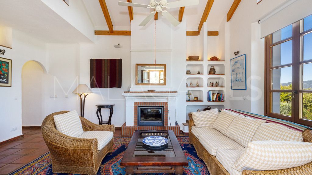 Chalet for sale in Casares