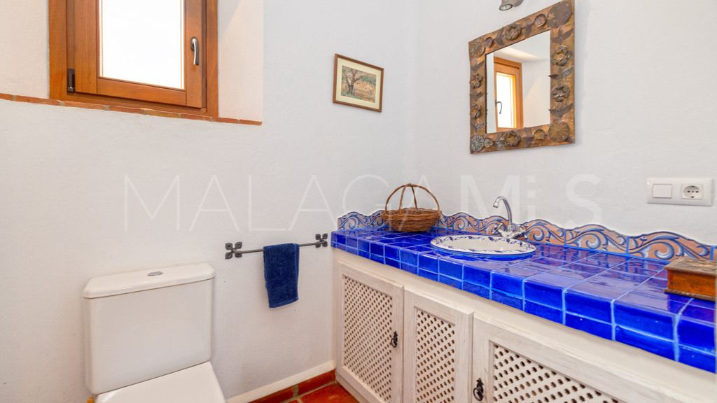 Chalet for sale in Casares
