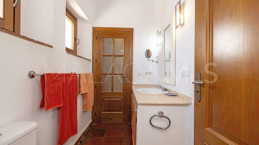 Chalet for sale in Casares