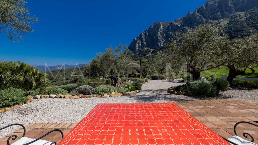 Chalet for sale in Casares