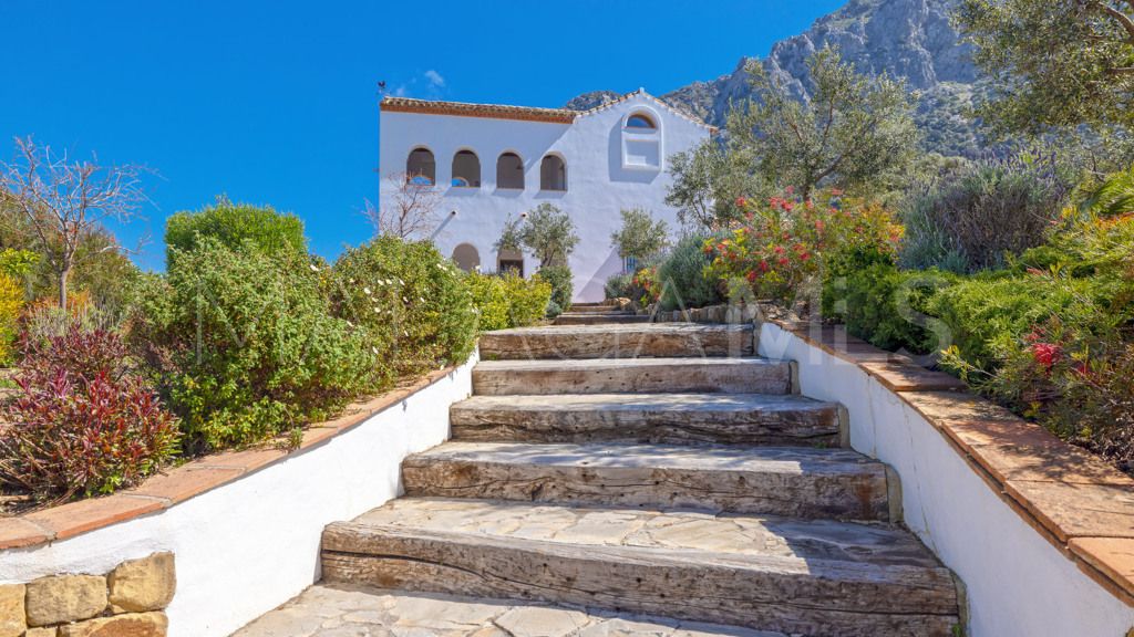 Chalet for sale in Casares