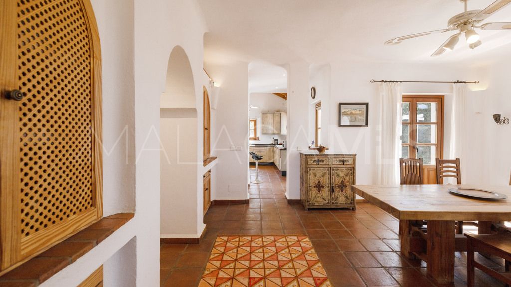 Chalet for sale in Casares