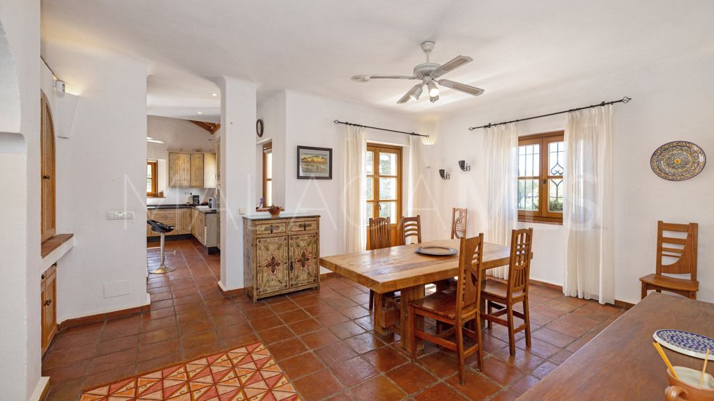 Chalet for sale in Casares