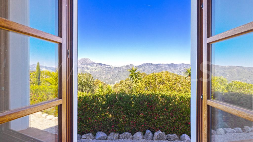 Chalet for sale in Casares