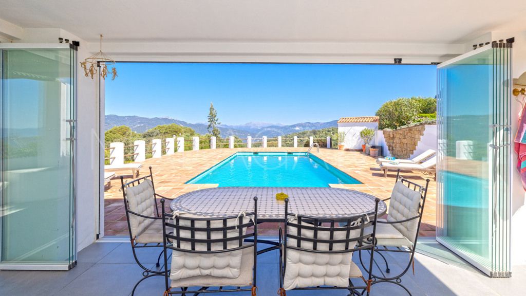 Chalet for sale in Casares