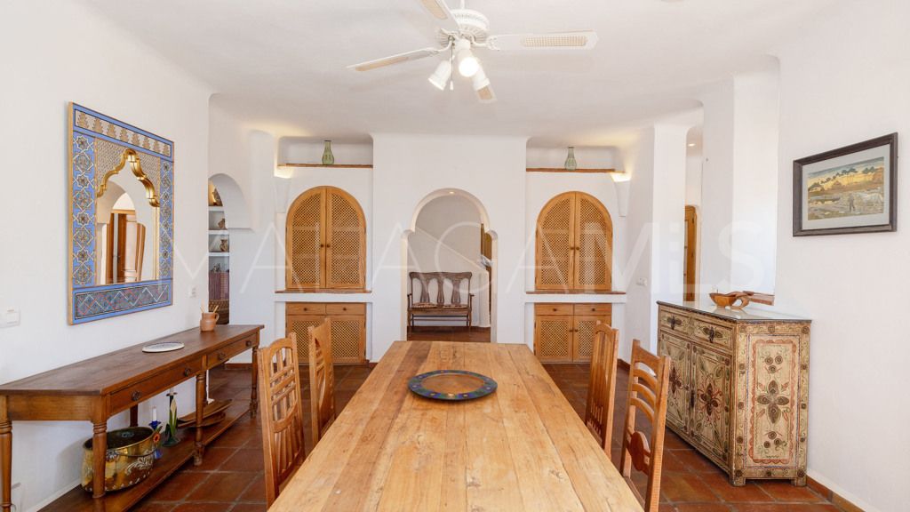 Chalet for sale in Casares