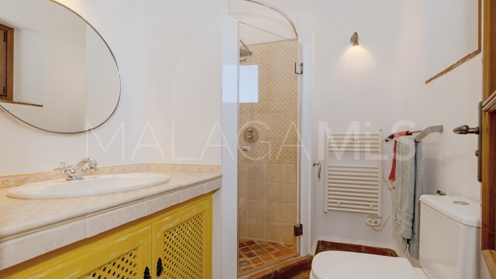 Chalet for sale in Casares