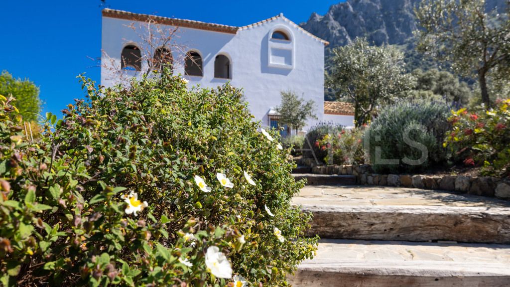 Chalet for sale in Casares