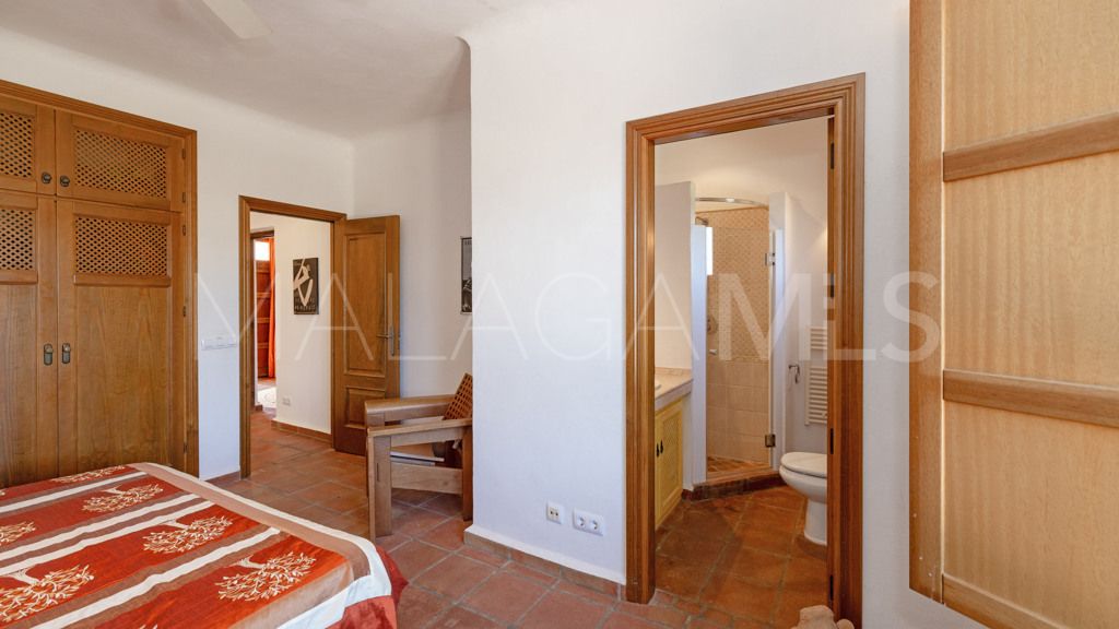 Chalet for sale in Casares