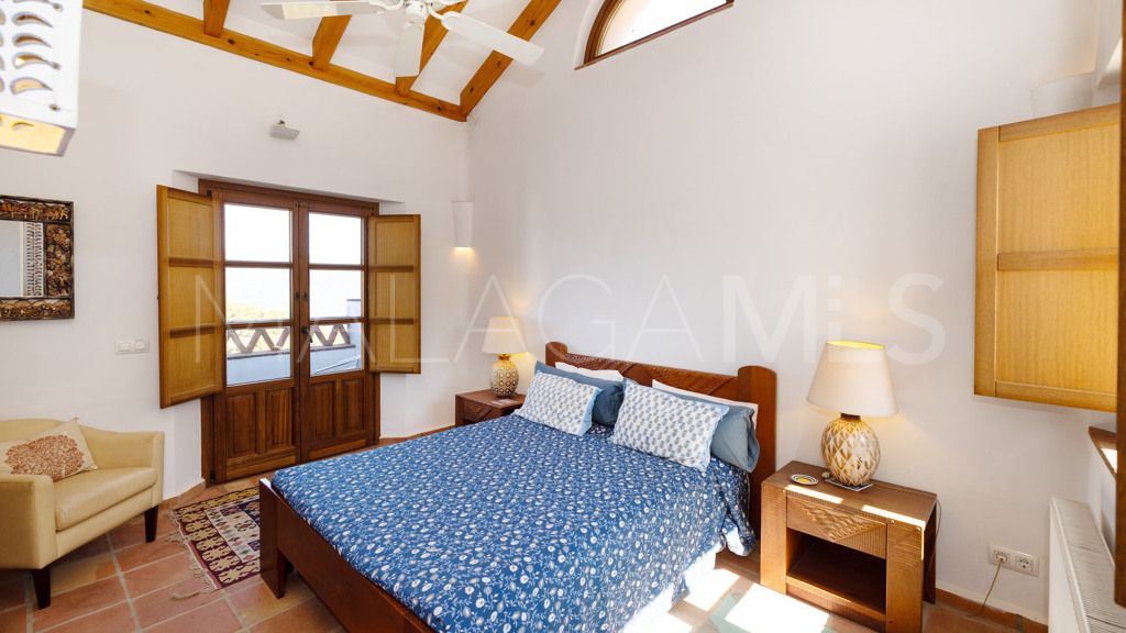 Chalet for sale in Casares