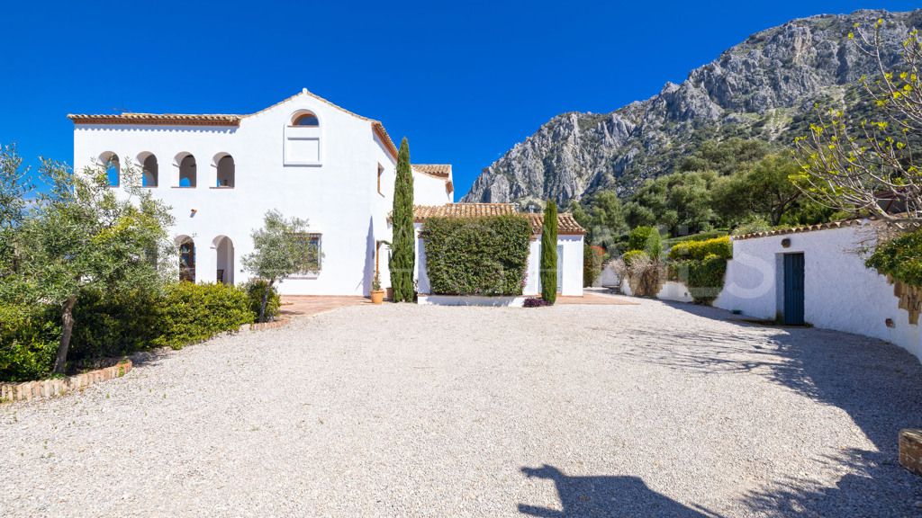 Chalet for sale in Casares