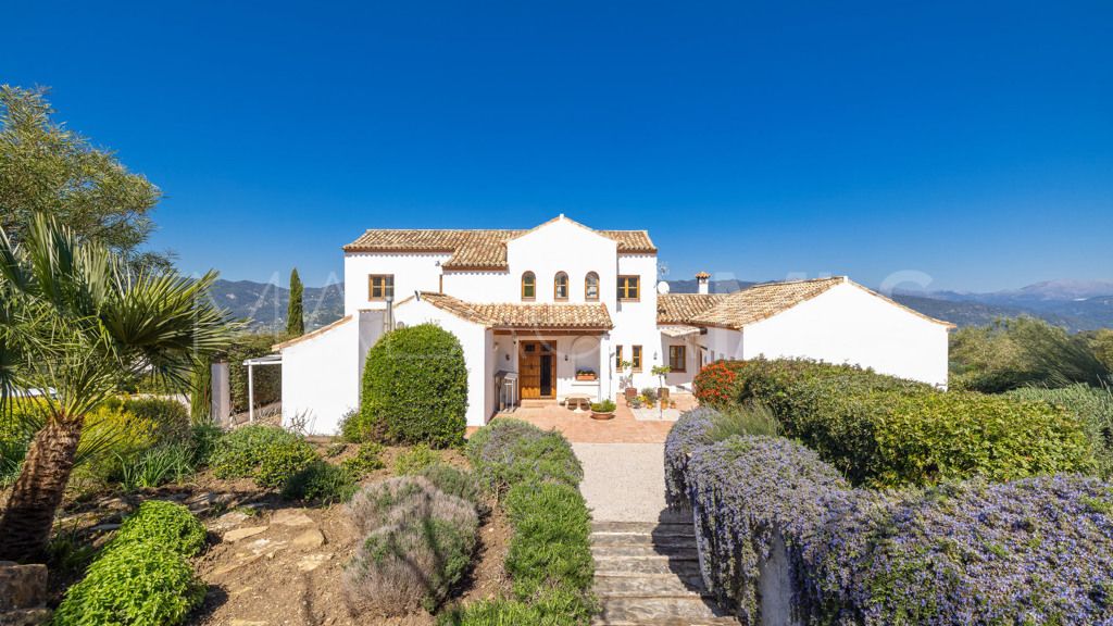Chalet for sale in Casares
