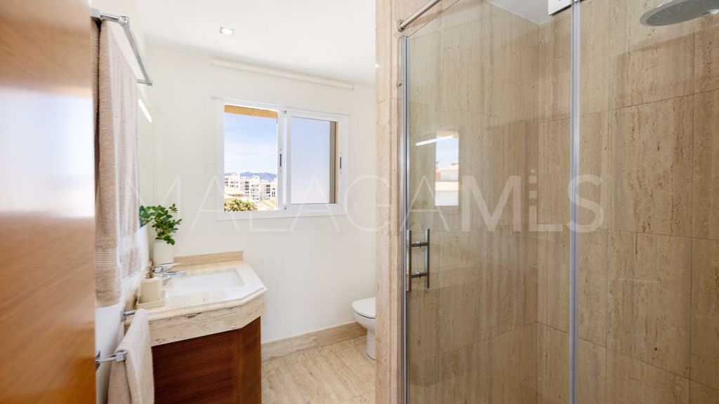 Appartement for sale in Estepona Puerto