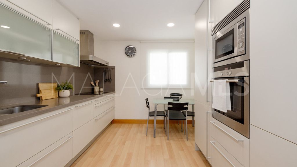 Appartement for sale in Estepona Puerto