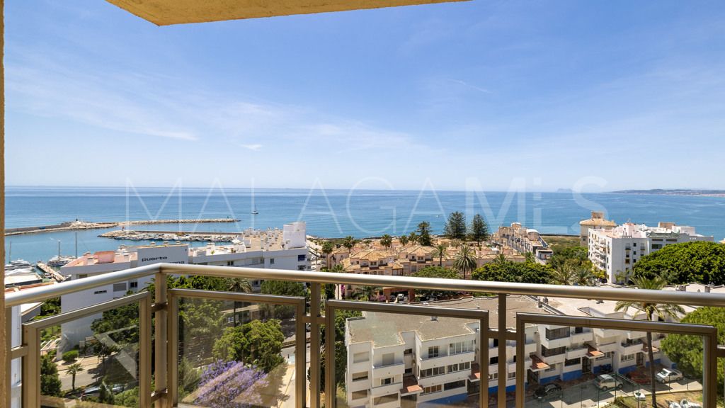 Appartement for sale in Estepona Puerto