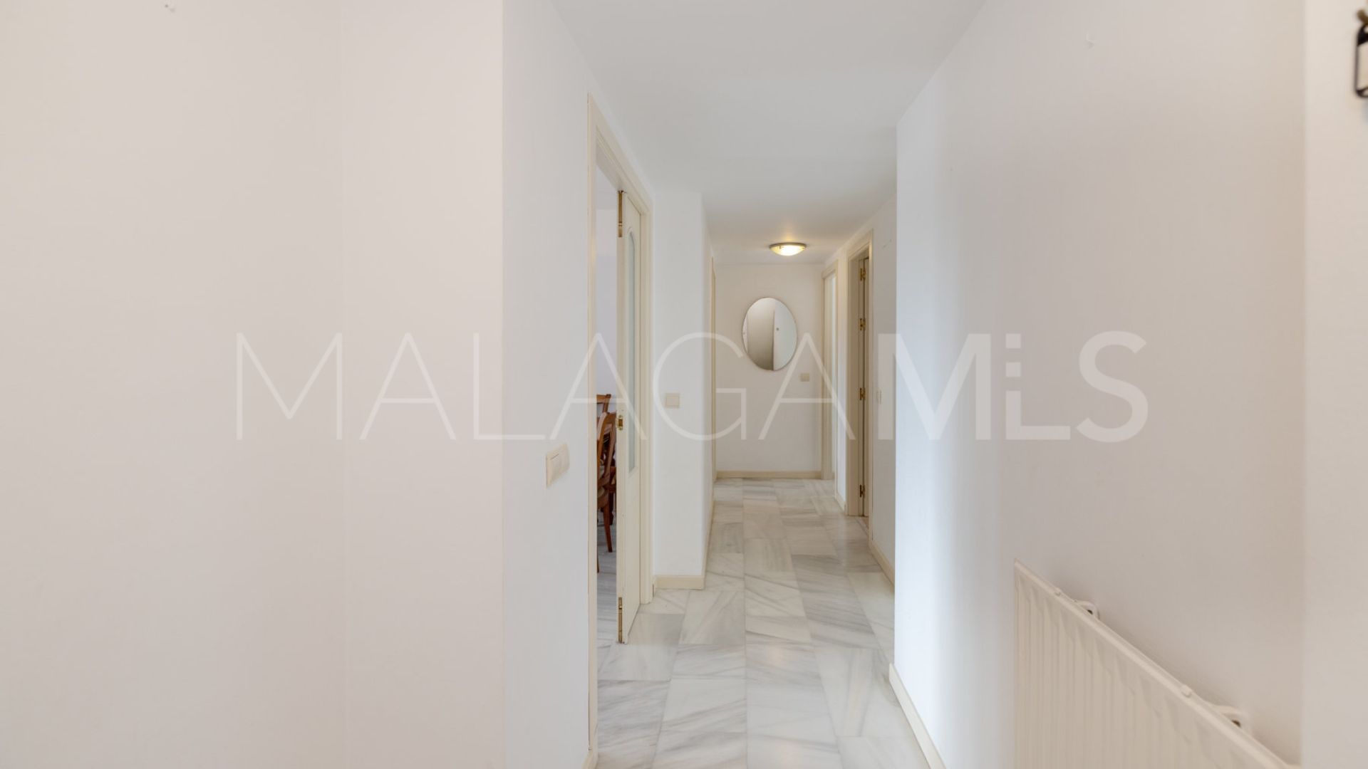 Apartamento for sale in Estepona Puerto with 3 bedrooms