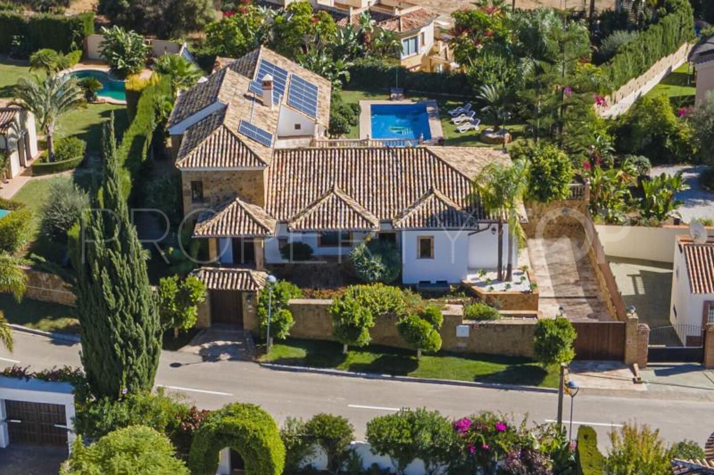 Villa de 5 dormitorios a la venta en Mijas Golf