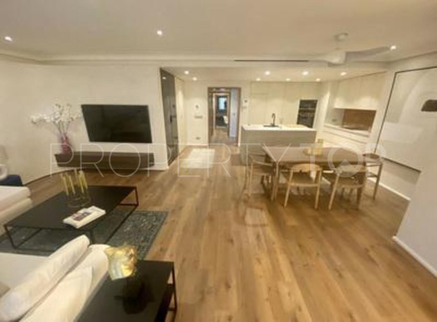 Se vende apartamento planta baja en La Quinta del Virrey