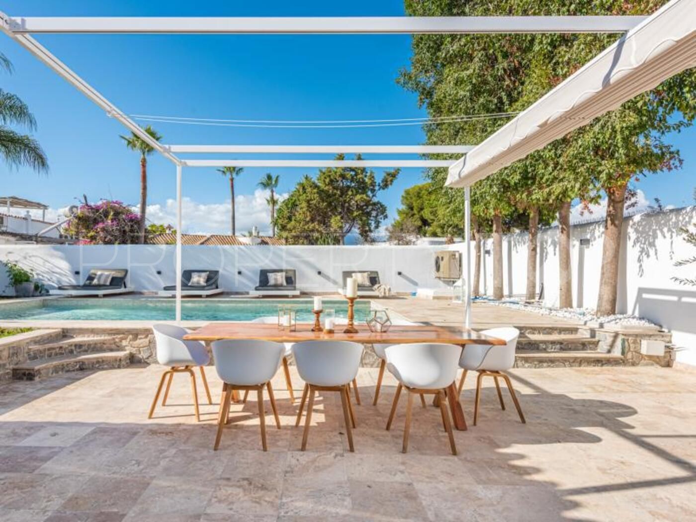 Villa a la venta en Nueva Andalucia