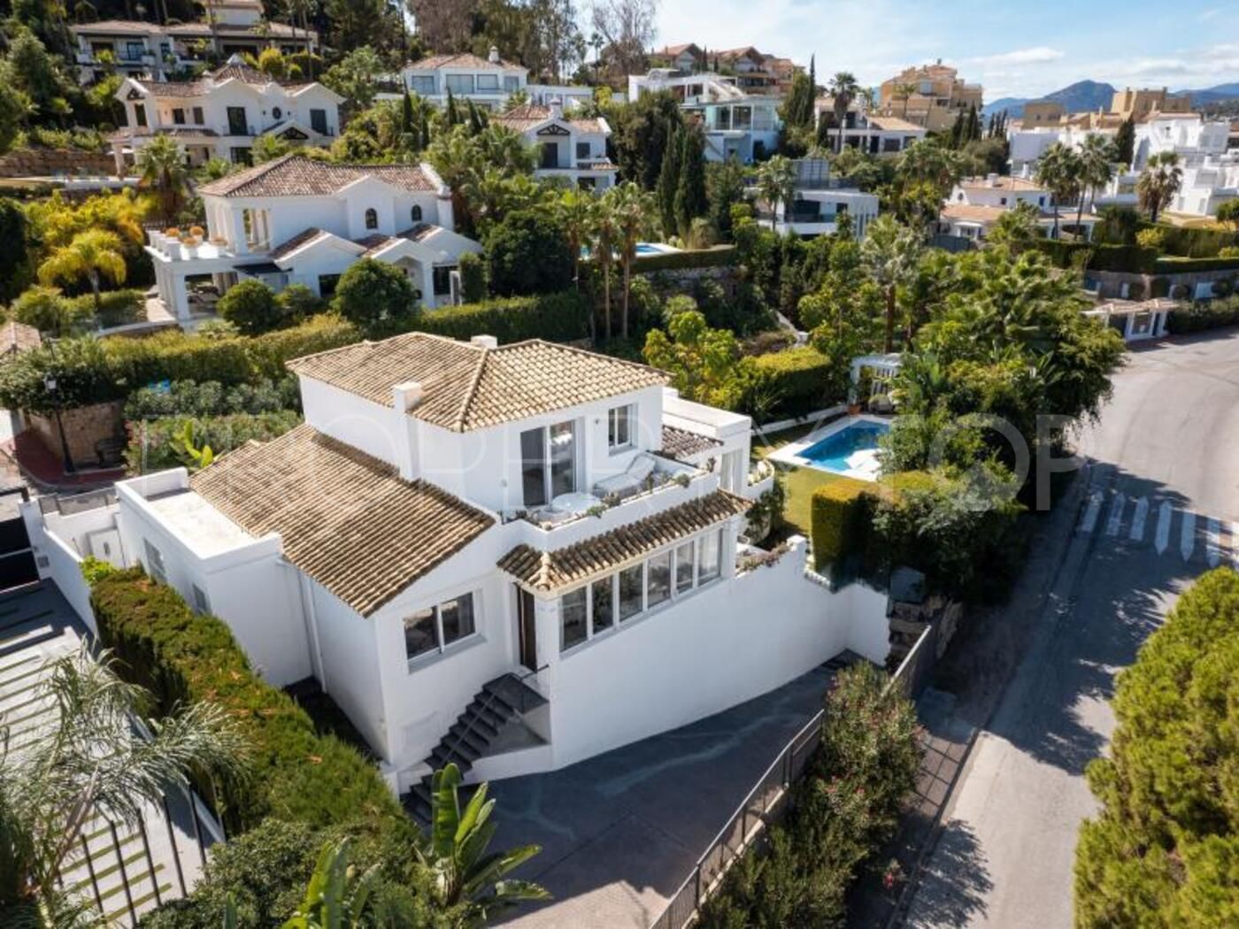 Se vende villa en Los Naranjos Golf