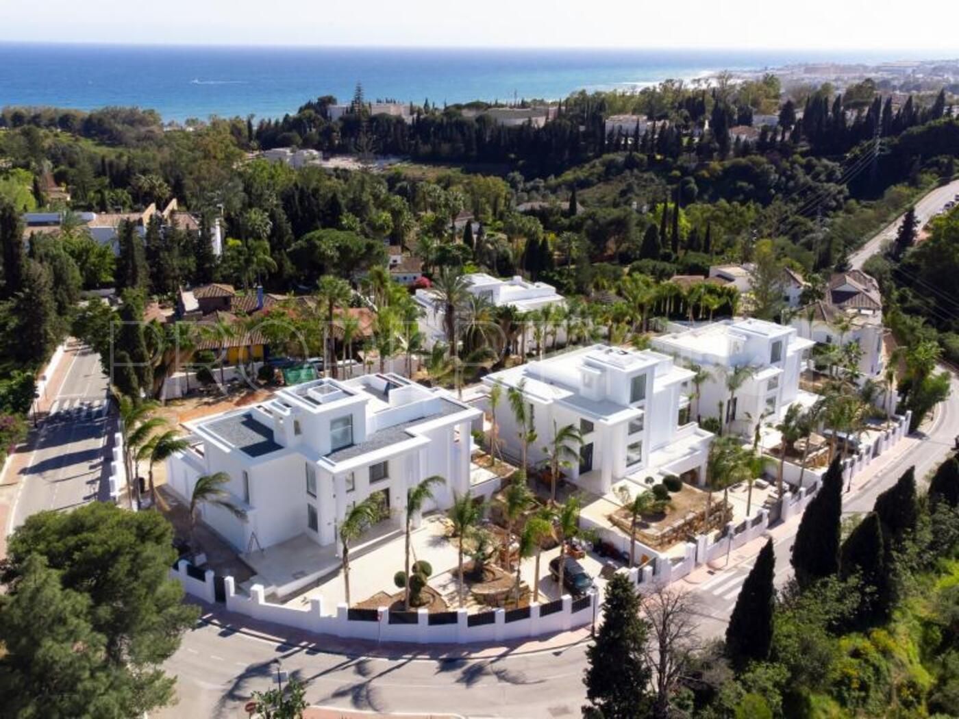 Villa en venta en Las Lomas del Marbella Club con 6 dormitorios