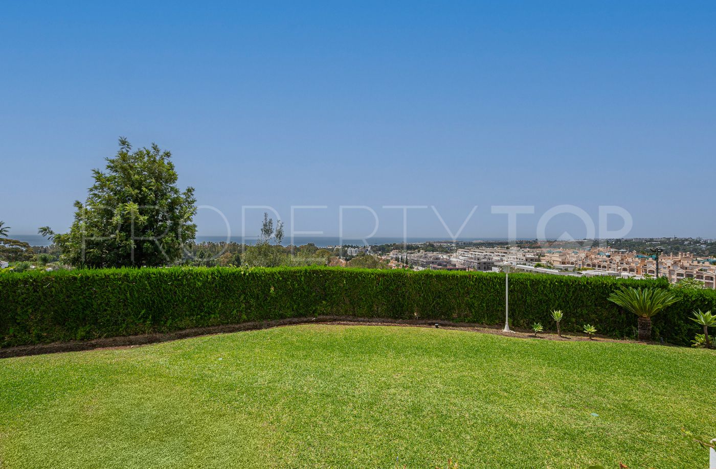 Buy Las Terrazas de Las Lomas ground floor apartment with 3 bedrooms