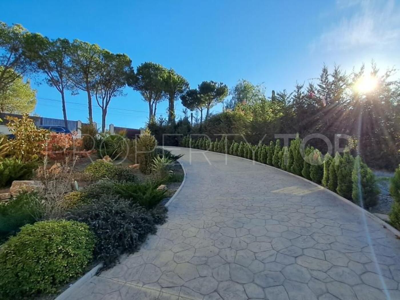 Se vende villa en Elviria