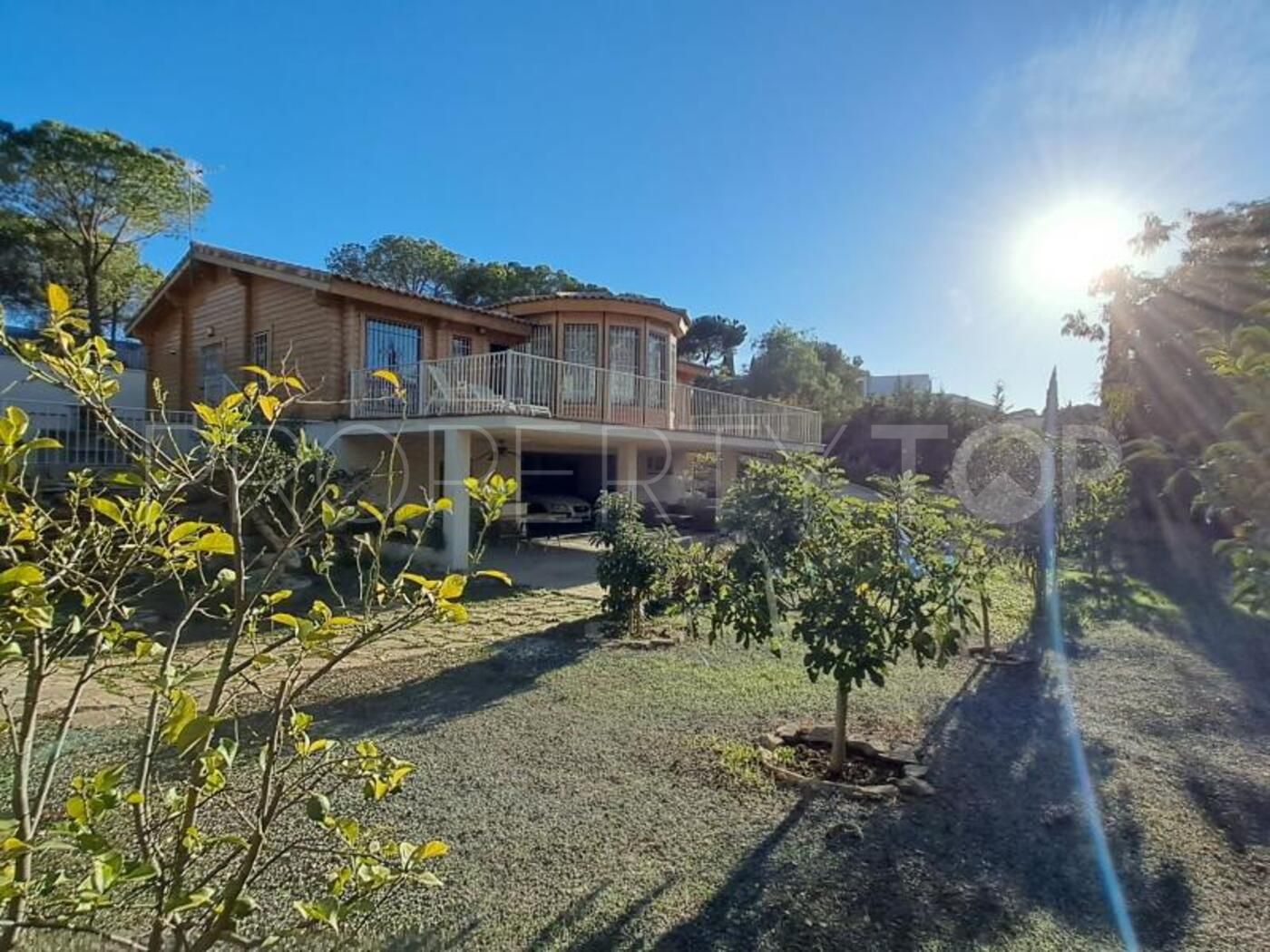 Se vende villa en Elviria