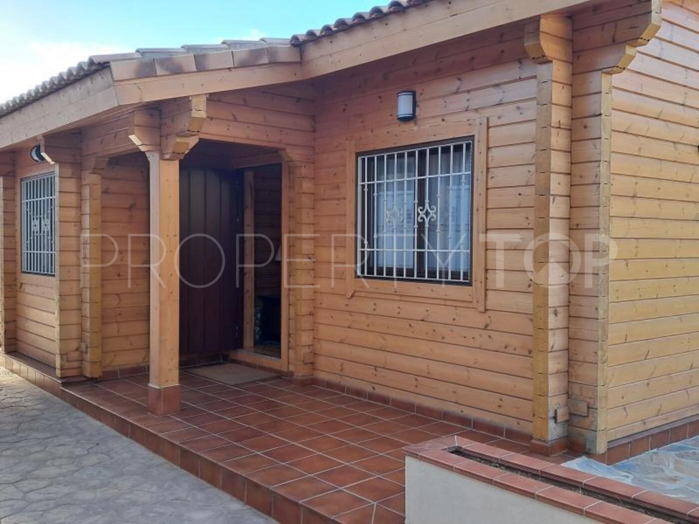 Se vende villa en Elviria