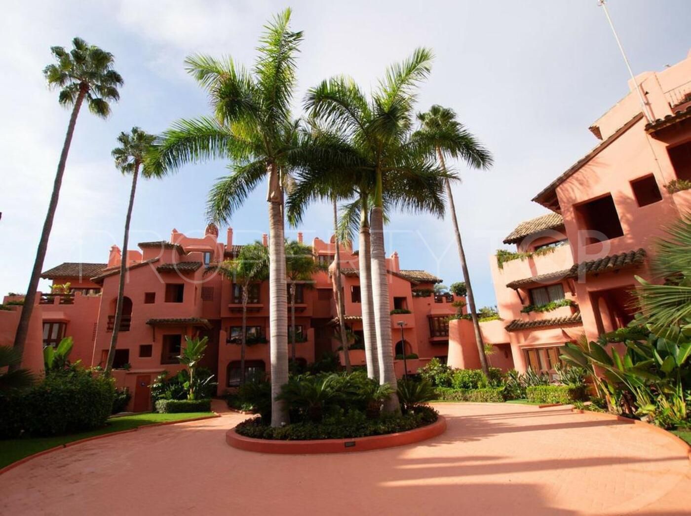 For sale ground floor apartment in Cabo Bermejo