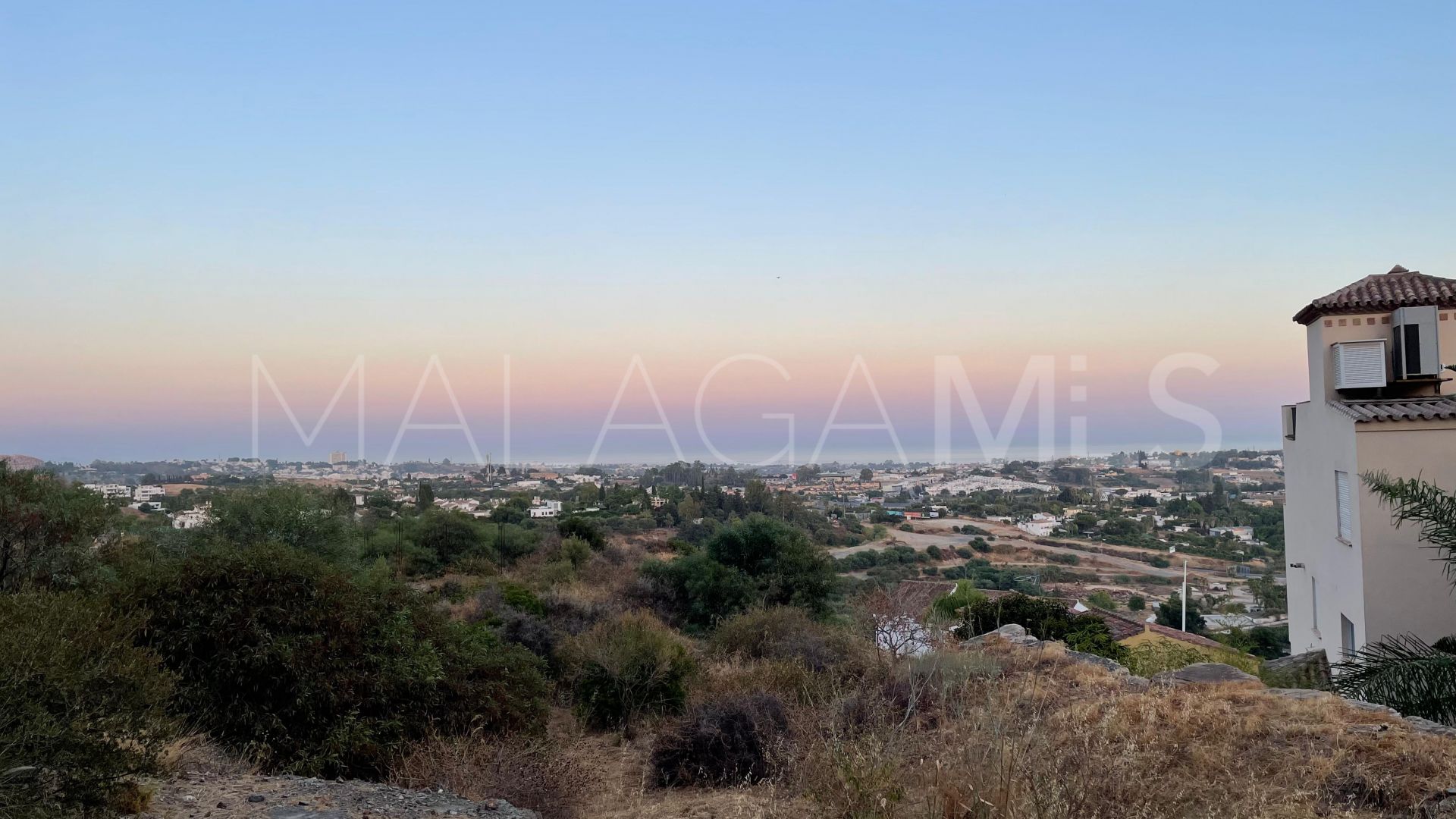 Terrain for sale in Los Almendros