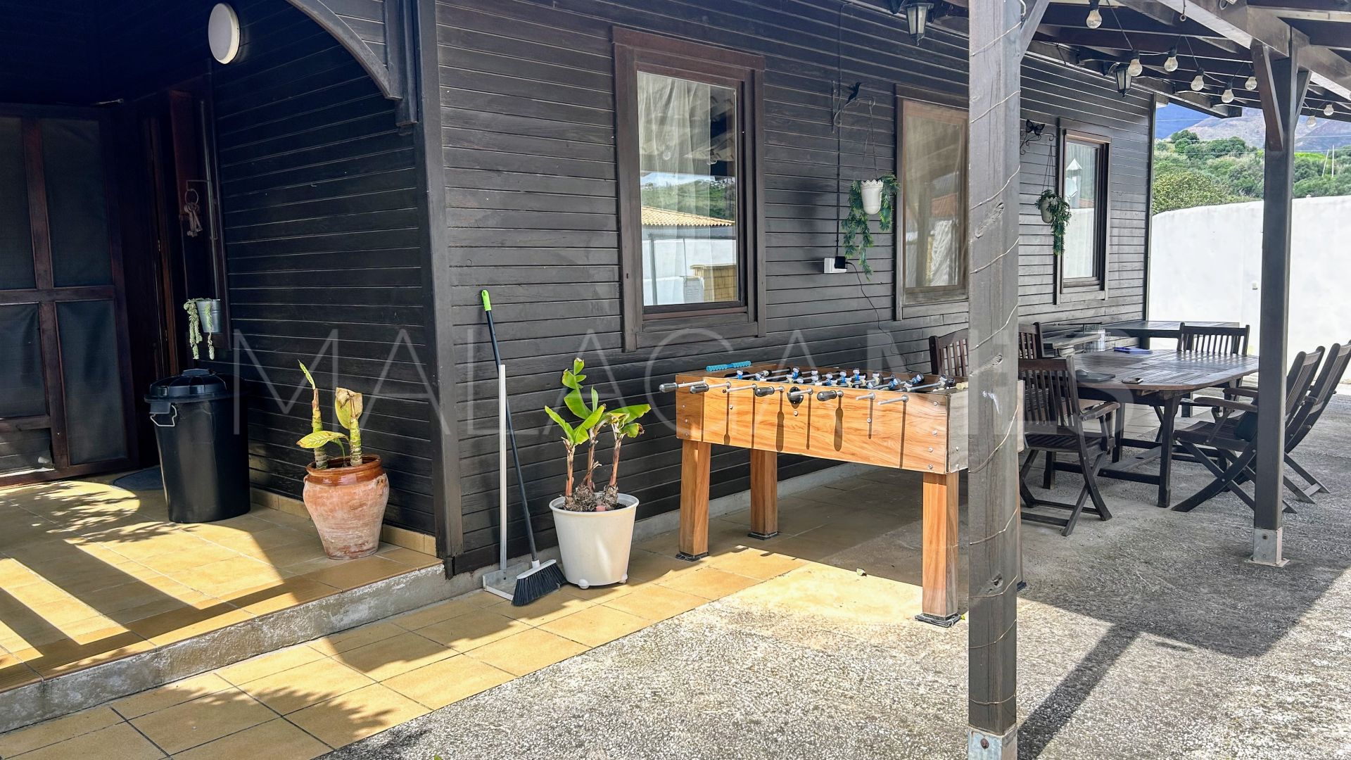 Hus i byn for sale in Guadalobon
