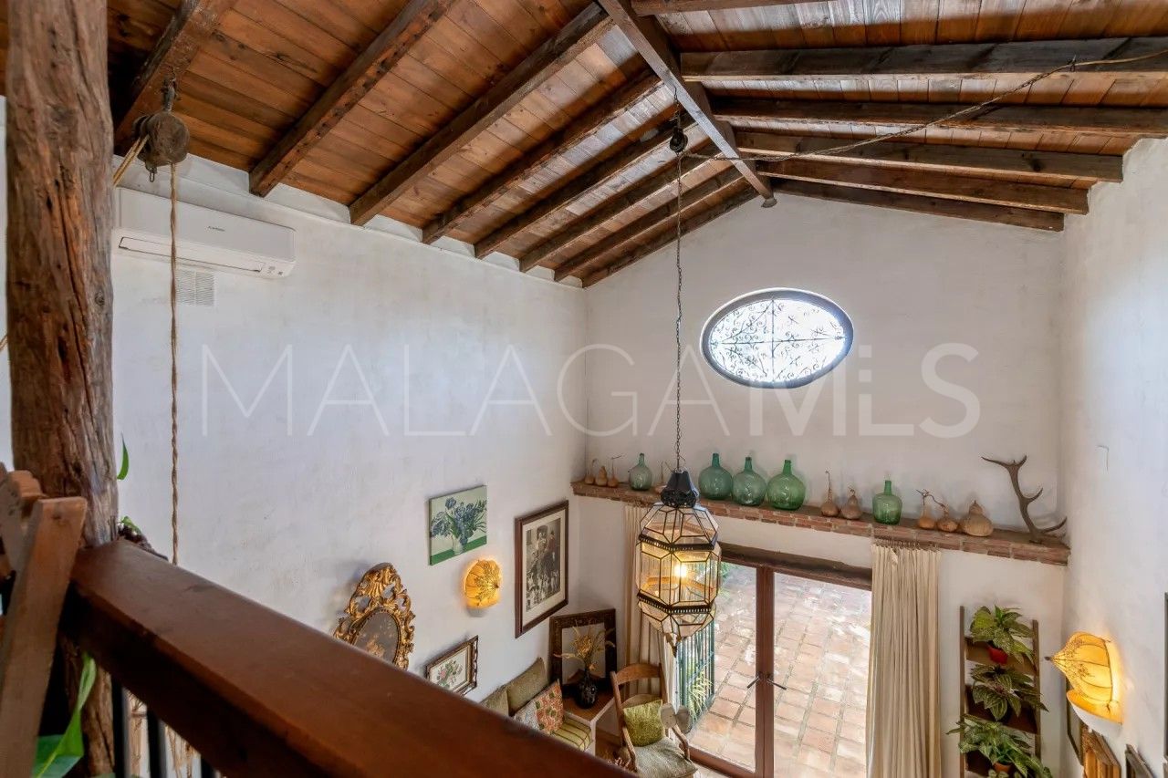Villa for sale in El Velerin