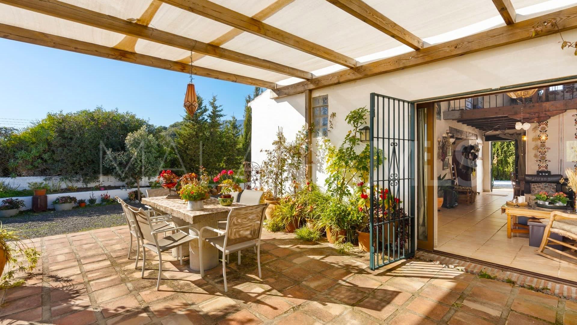 Villa for sale in El Velerin