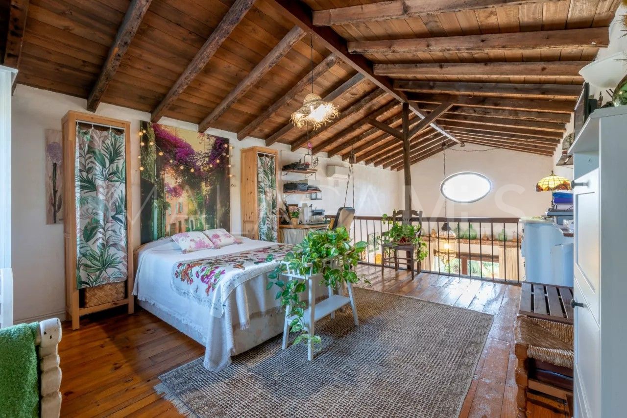 Villa for sale in El Velerin