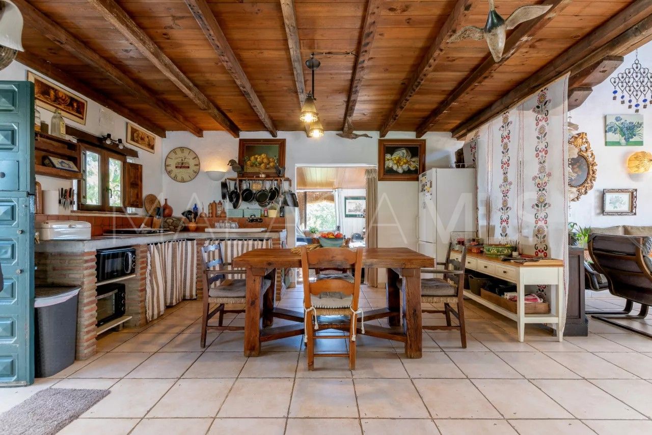 Villa for sale in El Velerin